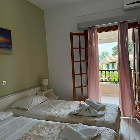 Villa Sofia อาคาราวี ภายนอก รูปภาพ